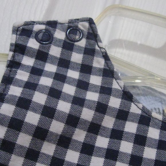Adorable Gingham Overalls with Embroidered Red Crabs - Picture 4 of 5